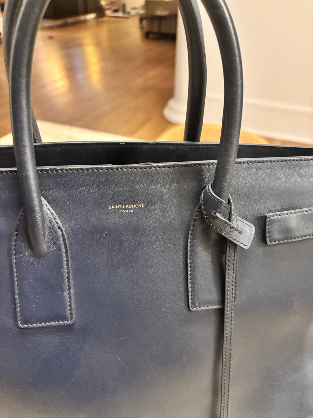 Saint Laurent Black Leather Satchel with Gold Padlock - Picture 4 of 4